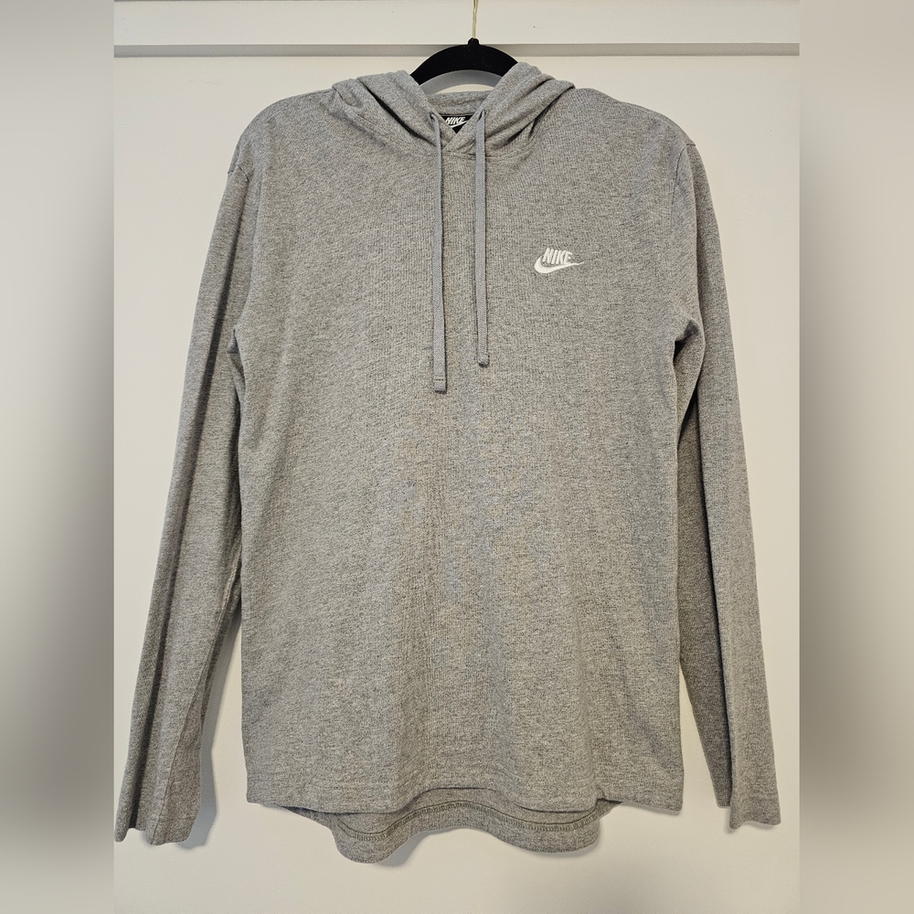 Nike long sleeve shirt hoodie